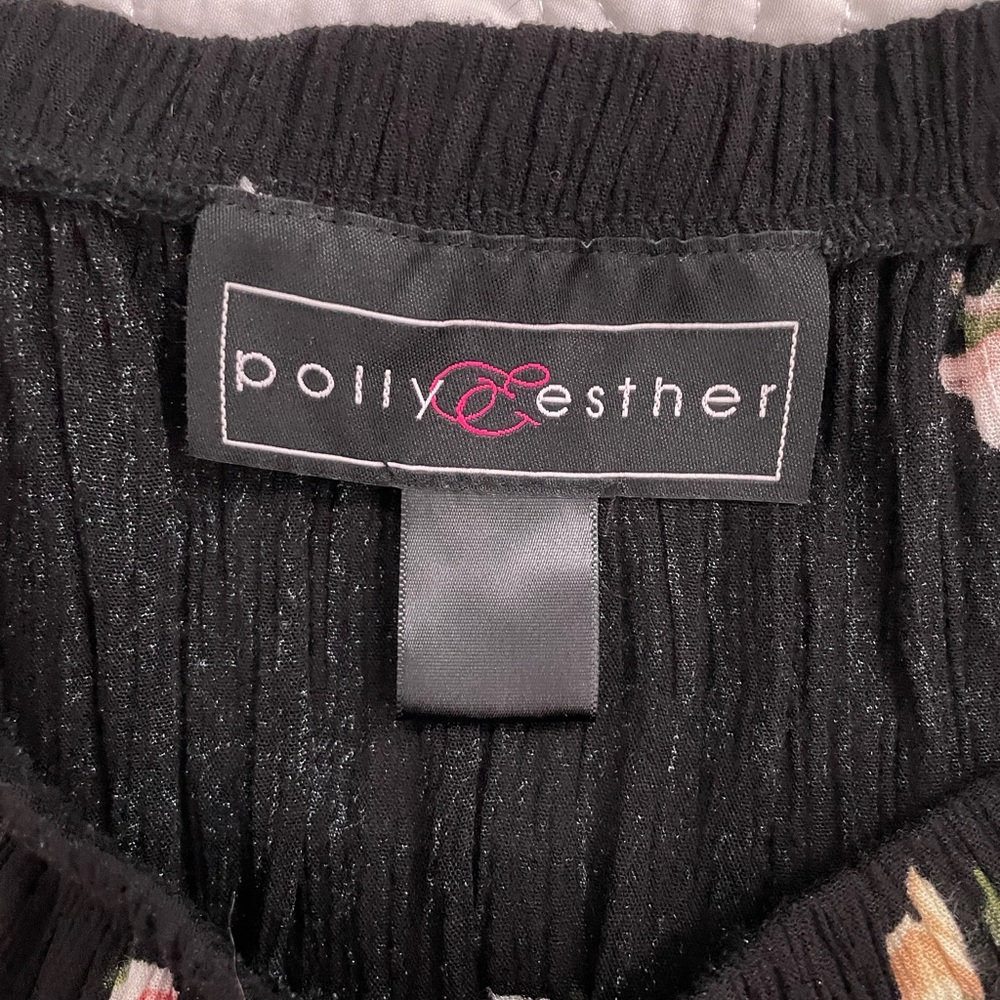 Off the Shoulder Crop Top - Picture 2 of 3
